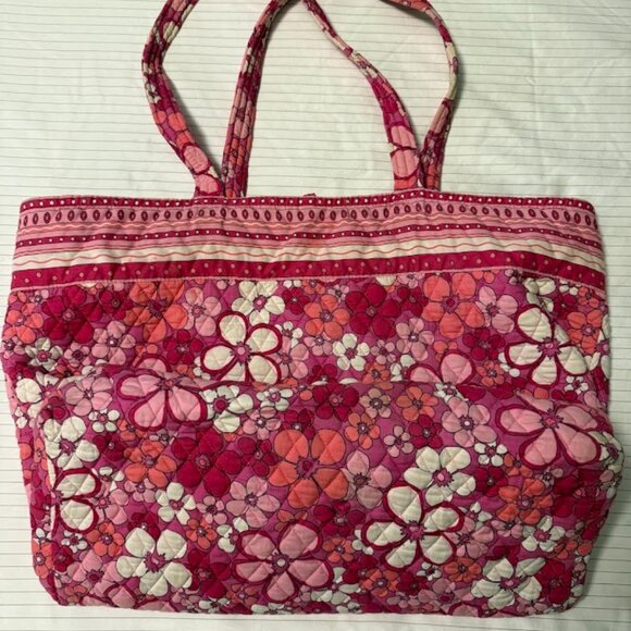 Vera Bradley Petal Power Pink Weekender Bag Retired Rare Breast Cancer - Picture 1 of 3